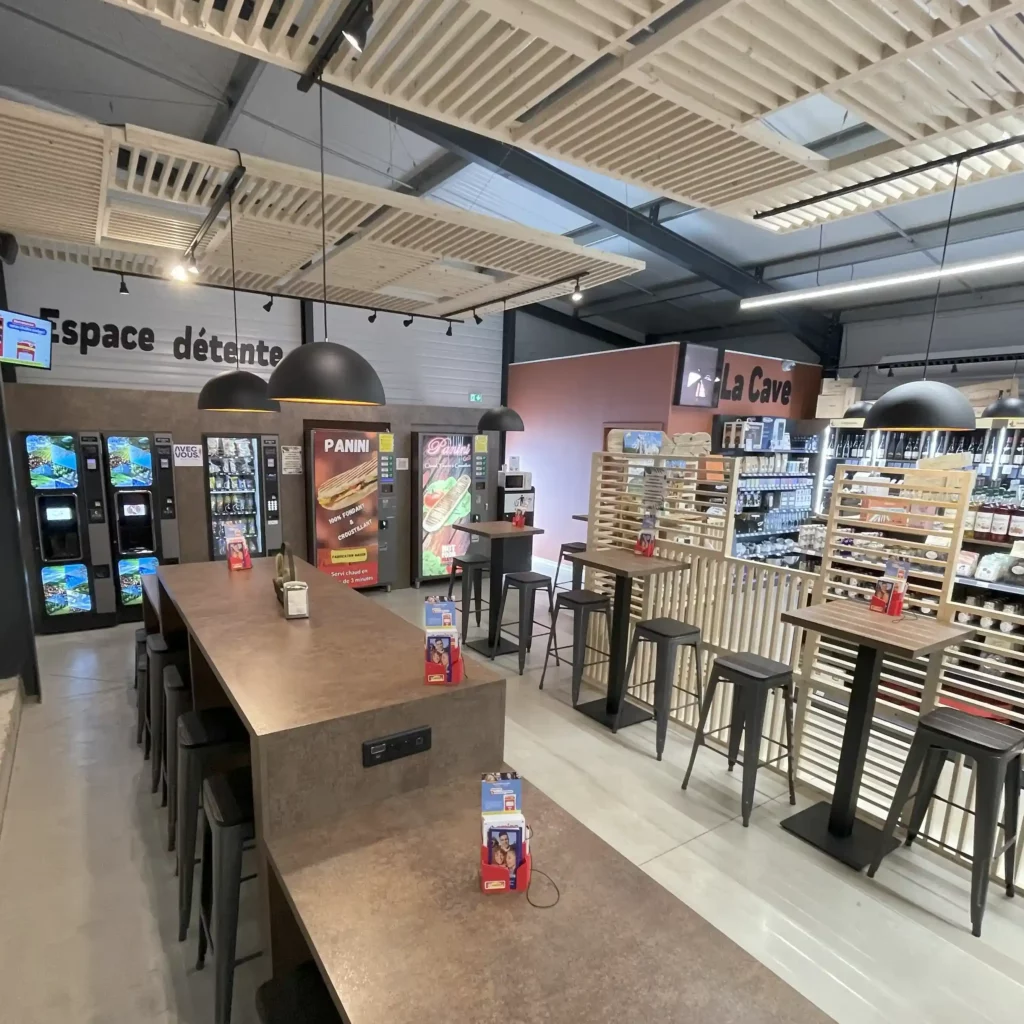 Espace détente et prestations diverses au Drugstore de Saint Chely d'Apcher, Lozère
